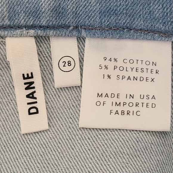 GRLFRND Diane Light Wash Jean Shorts 28 - Picture 5 of 6